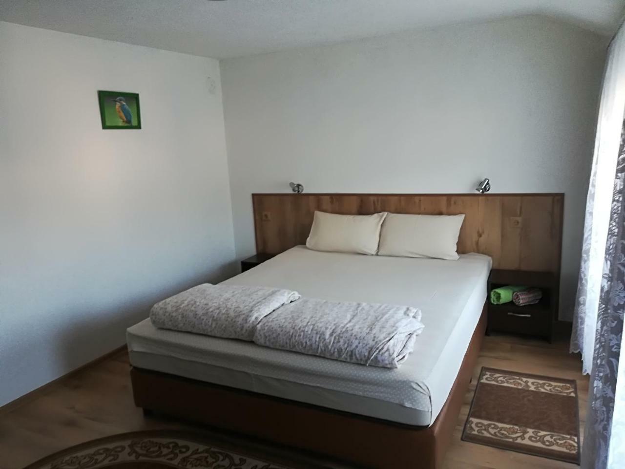 Family Hotel "May" 佩特里奇 外观 照片